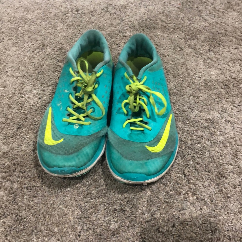 Nike Tennis shoes